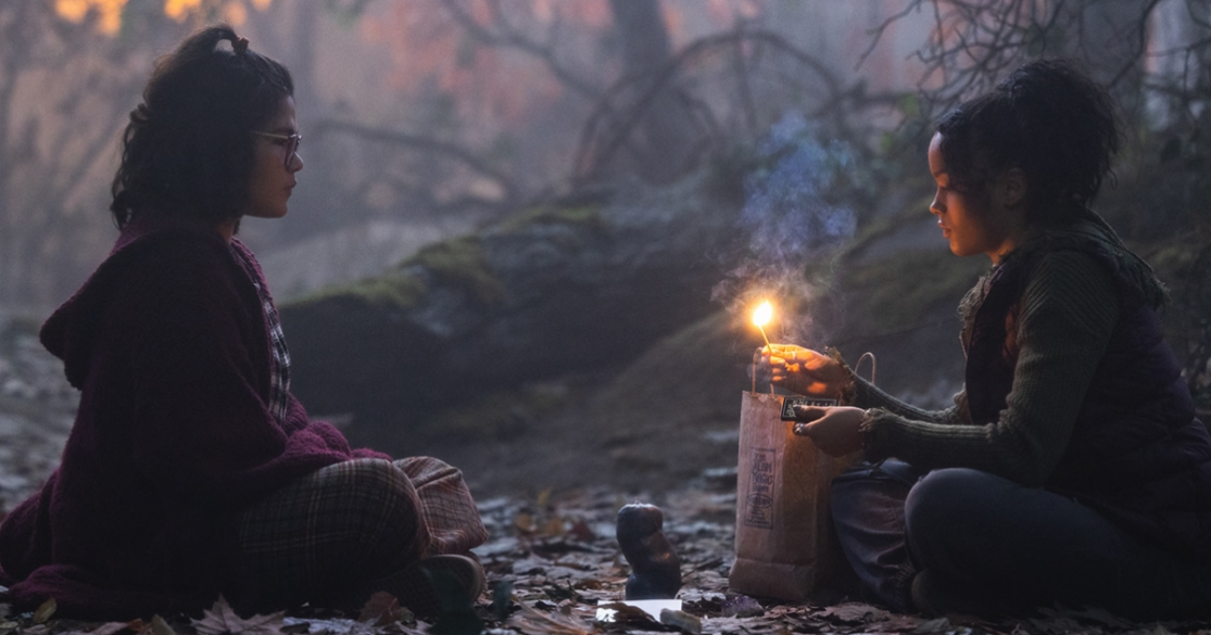 Belissa Escobedo and Whitney Peak in Hocus Pocus 2